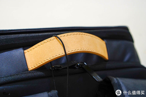 前袋|职业精英商务休闲两用包--地平线8号零感背包