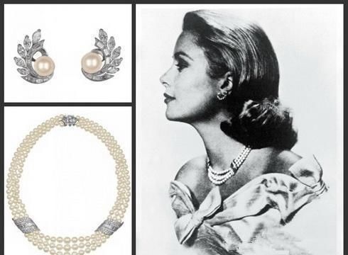 名人以首饰为点缀,用优雅珠宝搭配,从而留下传世般亮丽形象示人