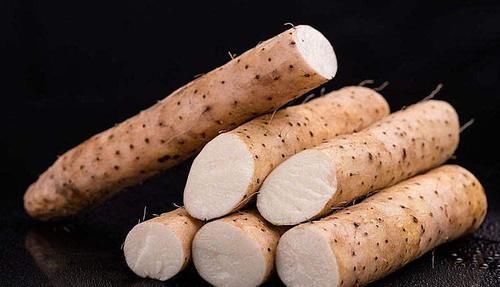 女性不想長(zhǎng)皺紋，以下果蔬換著吃，滋養(yǎng)肌膚，減少皺紋，皮膚細(xì)膩