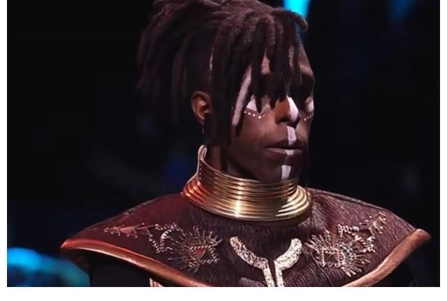 《这就是街舞4》总决赛之夜，布布打封闭上场，丛林造型致敬黑豹