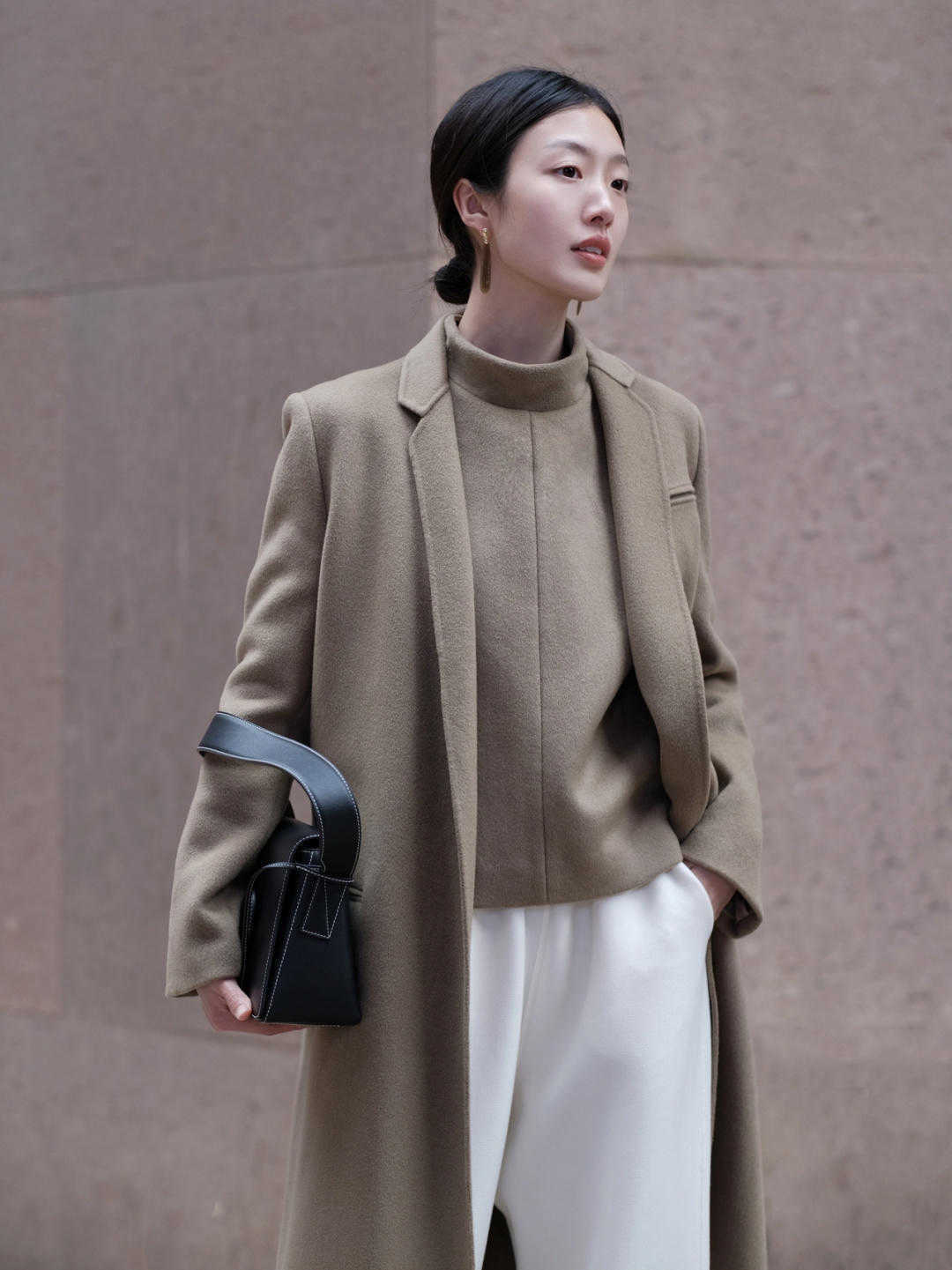 打底衫|这个冬季流行大衣配裤子,精神又气质,赶紧过来看看吧!