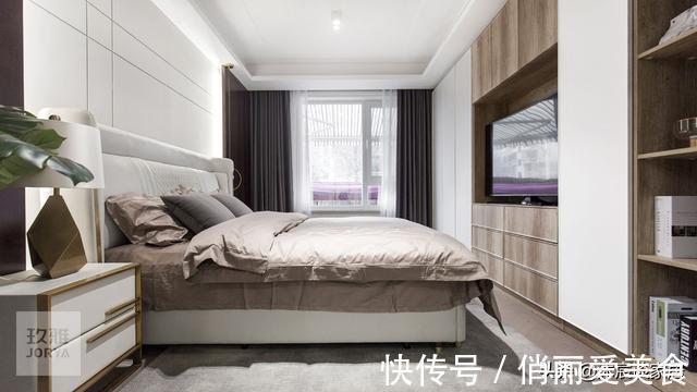 进门处|若再买房，我就像她家这样装，现代轻奢风精致又高级，生活很有品