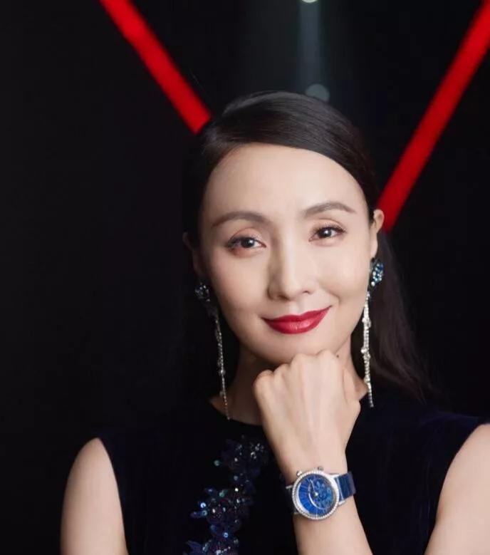 配饰 女人带手表应该戴“左手”还是“右手”?看完就懂了,戴错很尴尬