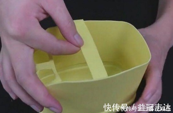 洗洁精|洗洁精空瓶不要扔!剪一刀邻居直夸太实用,洗洁精空瓶子也大作用