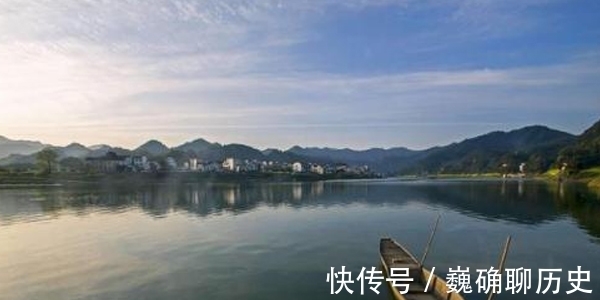 汉江临泛！孟浩然写“水”奔放雄伟，王维写“水”壮丽磅礴，谁的气势更足？