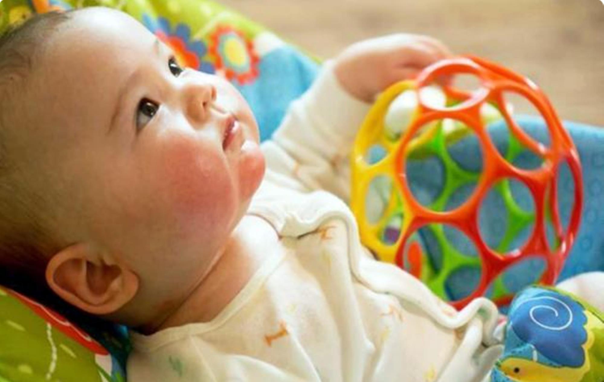 记忆力|孩子若有这3种特征,说明右脑很发达,长大多半是“学习的料”