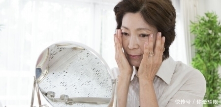 六十不到老年斑就开始“泛滥”，改掉三个坏习惯，皮肤越来越干净