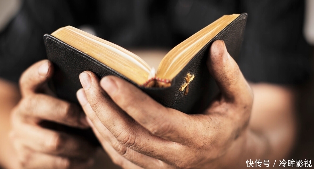 自然规律 爱因斯坦:当我还是年少时就已明白,多数人的努力与追求毫无价值