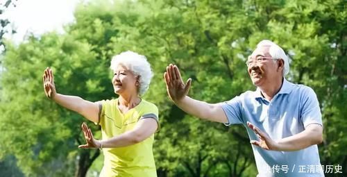 脂肪肝|肝不好别吃药,多吃5种食物,给肝脏“大扫除”,肝越来越好!