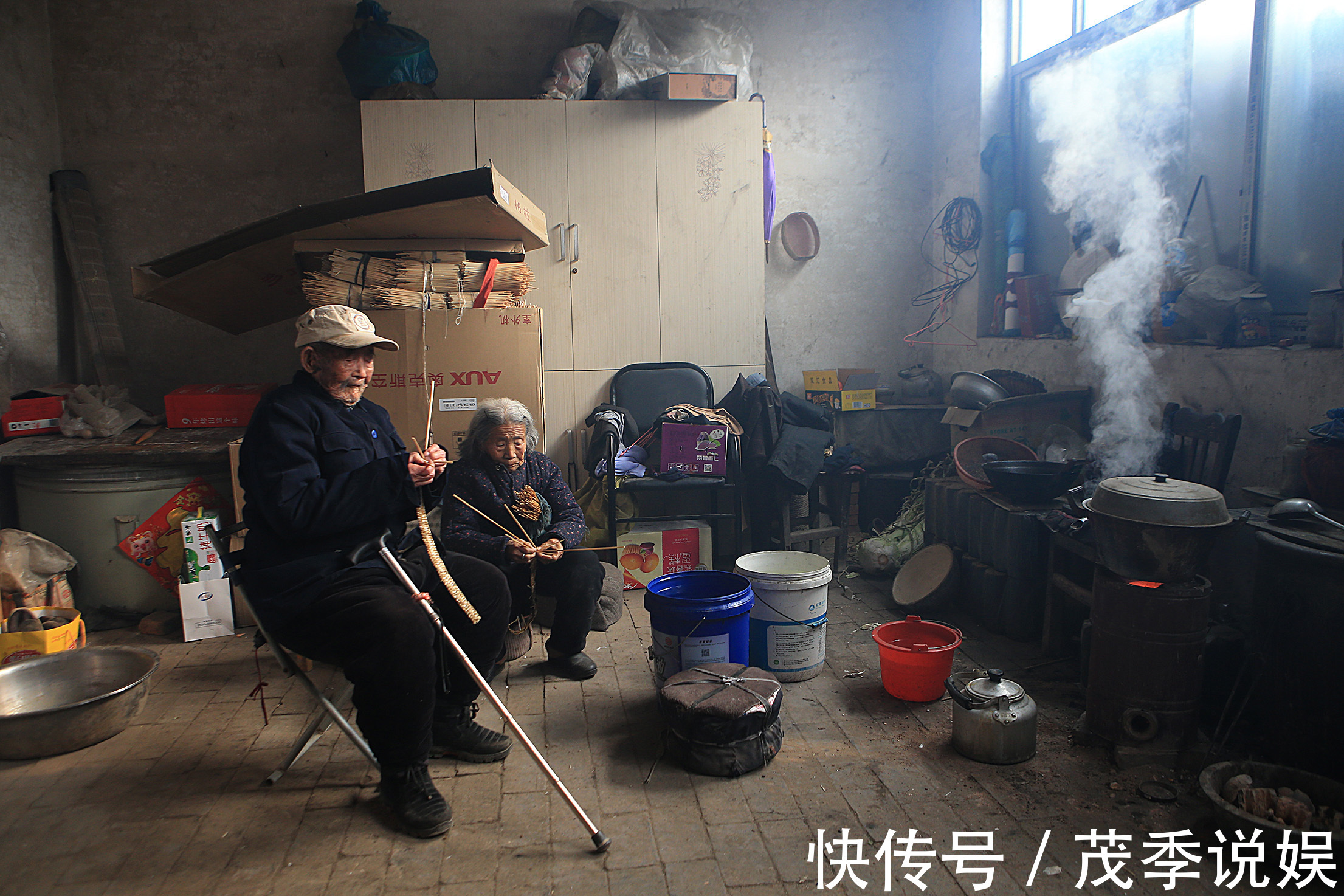 生活|113岁农村老汉每天吃肉、喝酒、赶集,生活习惯让养生专家汗颜