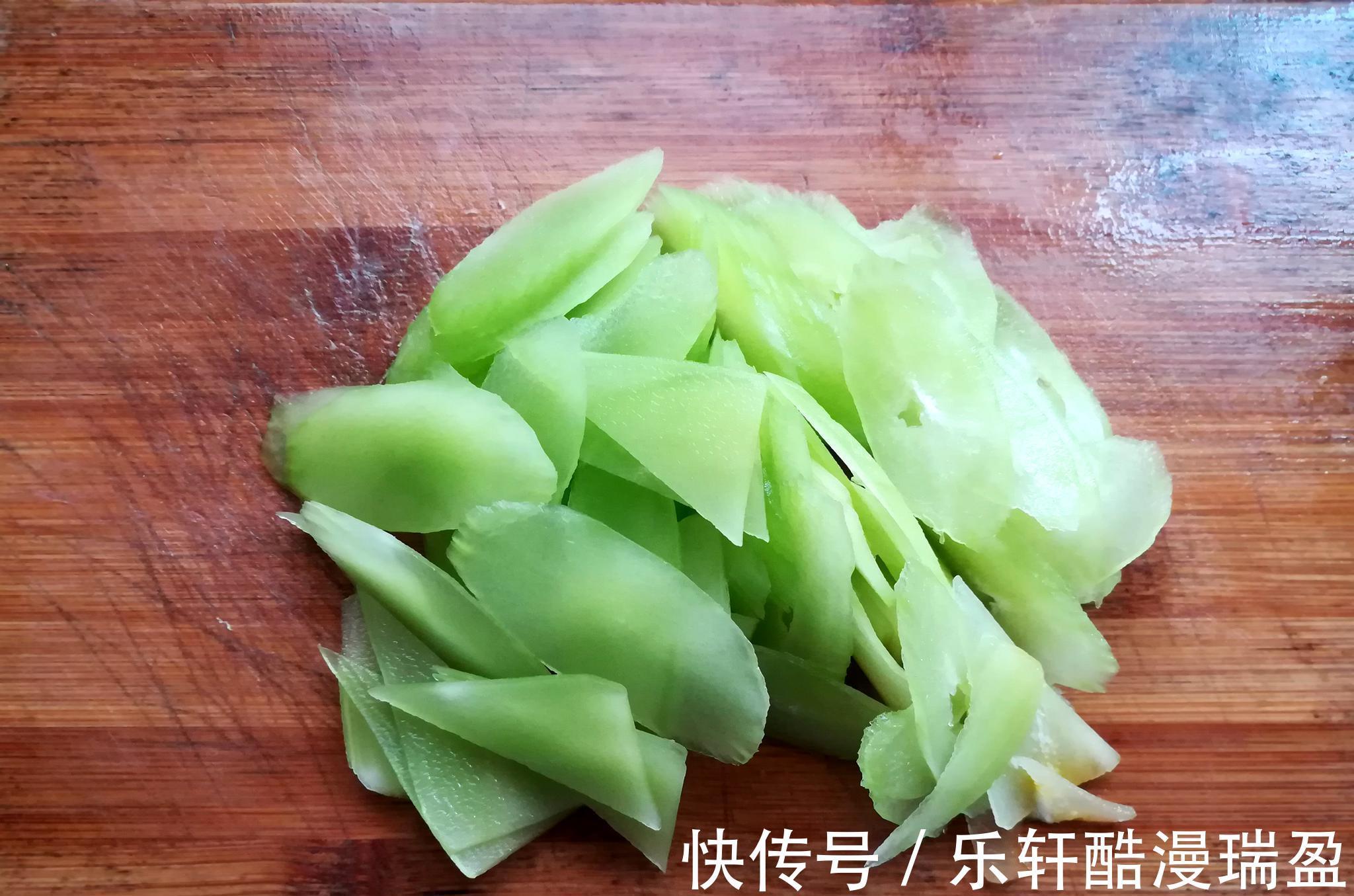 秋天，吃莲藕不如吃它，脆嫩爽口营养丰富，太适合秋天吃了