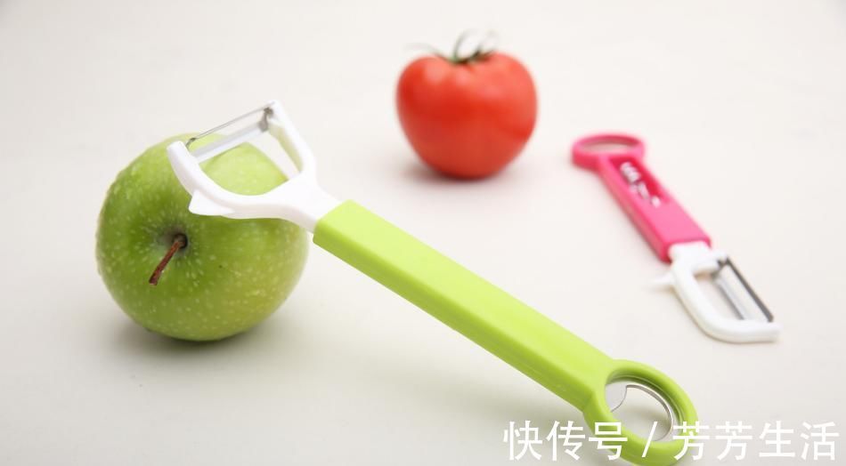 儿子|妈妈出门买菜,留自己的儿子独自在家,回家时被眼前的一幕吓到