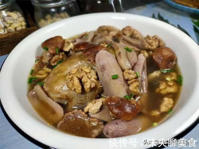冬季懂行的人都爱吃这肉,15元一只,高蛋白低脂肪,炖汤最滋补