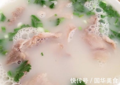 羊肉汤|炖羊肉，最忌放太多香料，加这3样就行了，味道香浓鲜美，不膻