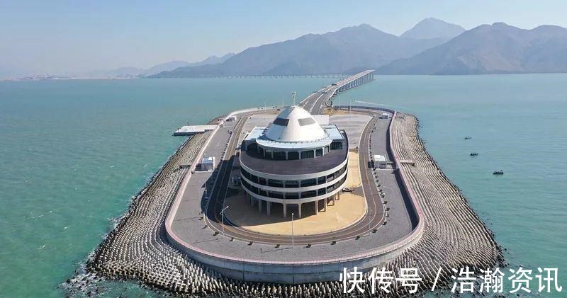 人工岛|曾是南沙第一大人工岛，却被他国侵占开发，建上酒店成旅游胜地