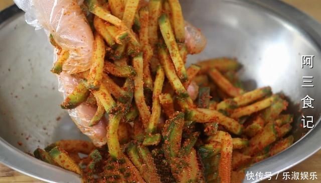 萝卜干的秘制做法,只需这2步,做出来香辣又脆嫩,开胃又解馋