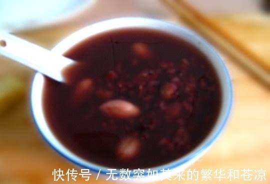 电饭锅|早餐常能为孩子们做这种粥，不仅好喝，而且健脾补血，是孩子们最爱吃的