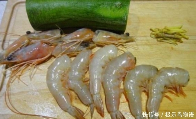 虾背上的黑线能吃吗?营养家告诉你,真正不能吃的是这个部位