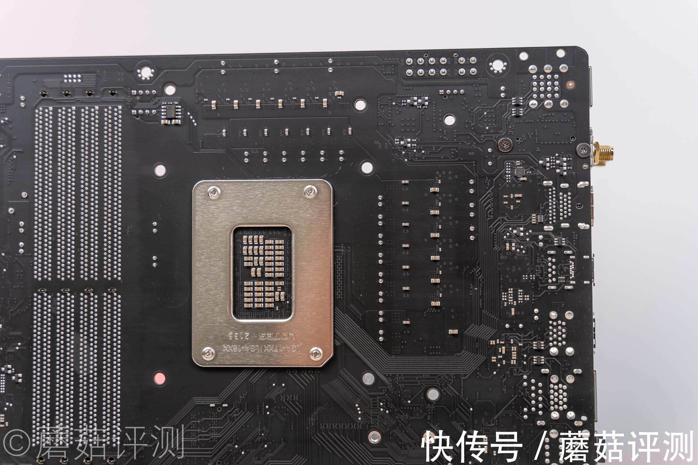 技嘉|外观出色，细节配置上乘、技嘉雪雕B660M AORUS PRO AX 主板评测