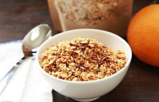 常吃|好气色全靠吃,女性常吃三物,排毒润肠,缓缓便秘,淡化色斑