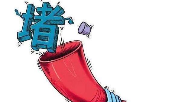 颈部|颈部血管被堵住,身体会有这4个明显症状,很多人还没当回事!