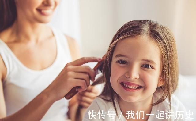 大长腿|女孩第一次来“例假”,若不早于这个年龄,将来大长腿“没跑了”