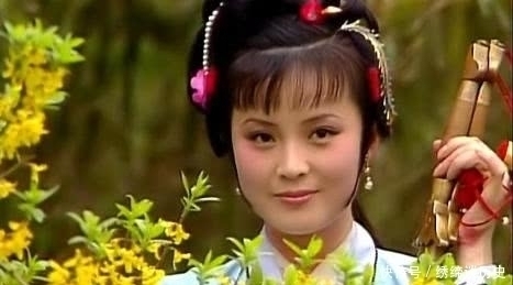 醉里且贪欢笑,醒后一滂沱:尤三姐为什么给人带来那么多震撼