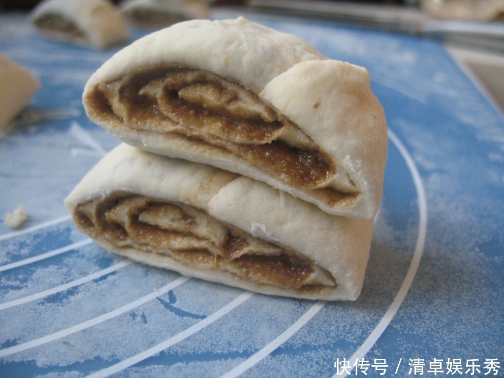 补钙|面粉不要蒸馒头了,教你此做法,孩子一顿吃3个,补钙又好吃!