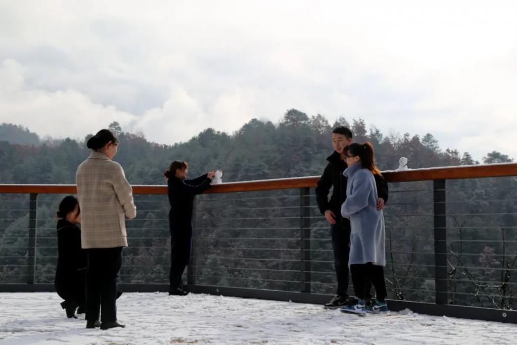 县区|初雪！周边县区雪景美图来袭！