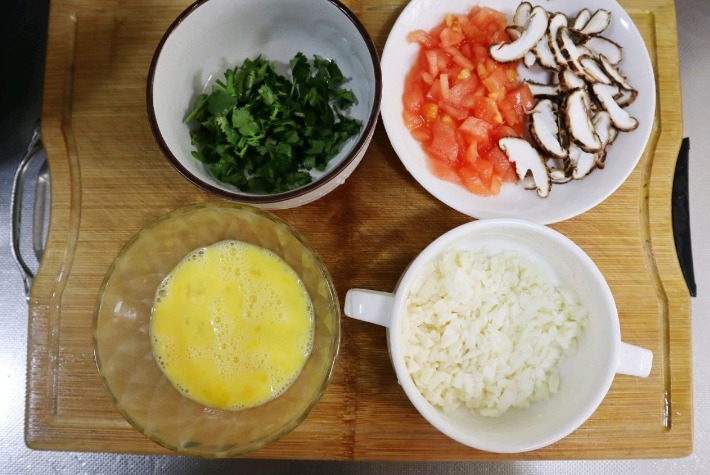 鸡蛋汤|秋天多给家人喝山药鸡蛋汤,健脾养胃,尤其孩子要多喝