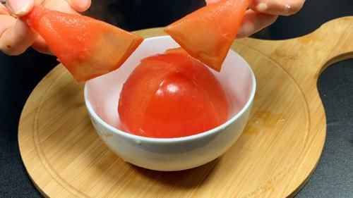 番茄+豆腐+鸡蛋这样做，鲜嫩爽滑，营养丰富，做法也很简单