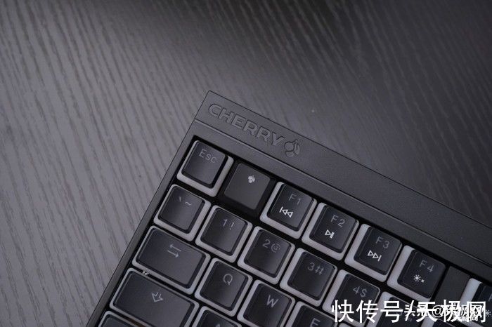 rgb|让RGB灯效发挥极致，CHERRY MX 2.0S网吧专供版评测