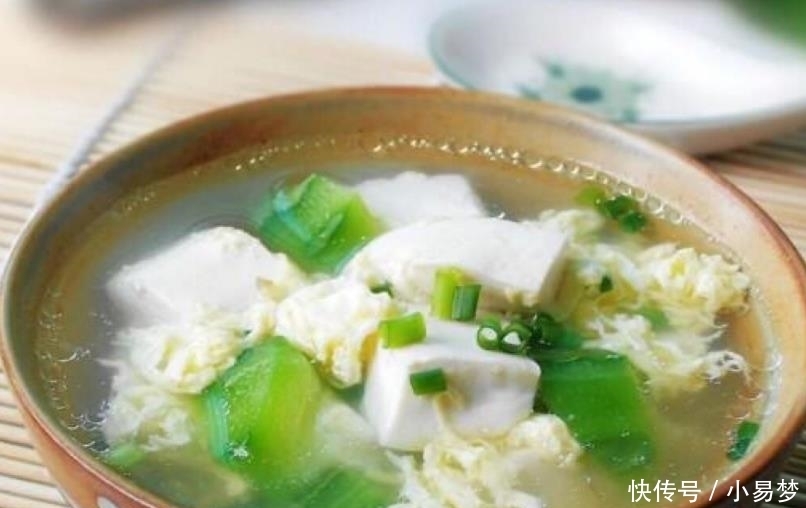 三伏天要多煲汤,这5道汤不可错过,清热去火,常喝对脾胃好