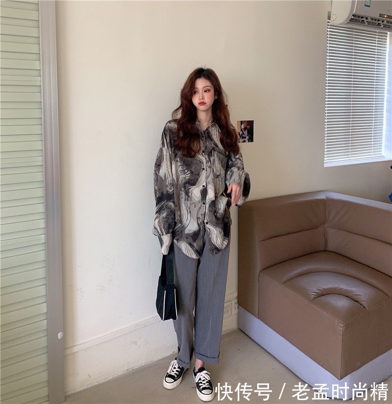 色系 秋季港风长袖衬衫,复古拽姐风情,让人心动的瞬间