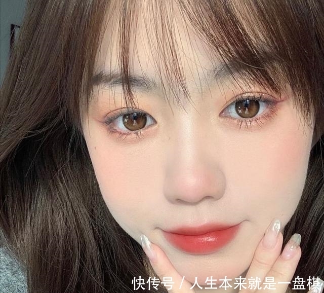 太阳花|元气少女拥有的“漫画星星眼”,一般都有这些特点,你中了几个?