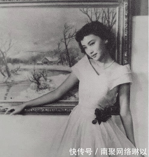 花旦|民国著名花旦,美貌让金庸沉醉,一生忠于婚姻,忠于丈夫