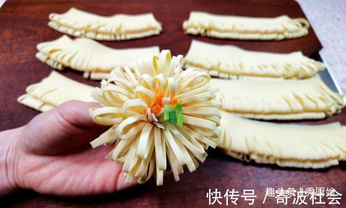 豆腐皮|豆腐皮不炒不凉拌,学做这道年夜菜,寓意:花开富贵,福运满堂