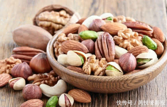 想到|让你嘴巴“越来越臭”的4种零食,却是00后女孩的最爱,有你没