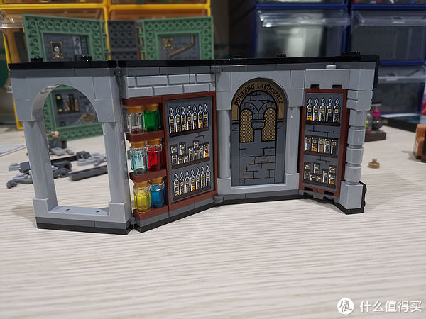 斯普劳特|老杨的玩具仓库 篇六十五：LEGO 哈利波特霍格沃兹魔法学院 2021新品 教室魔法书系列