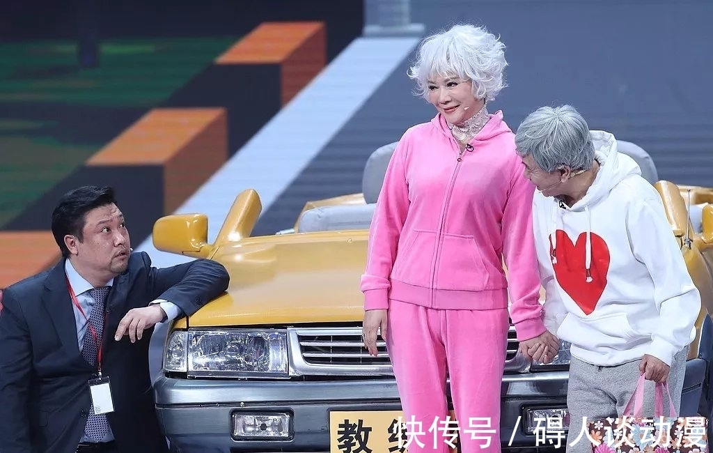 央视春晚|央视春晚为何不对外售票,每年观众席坐得满满,他们是什么身份