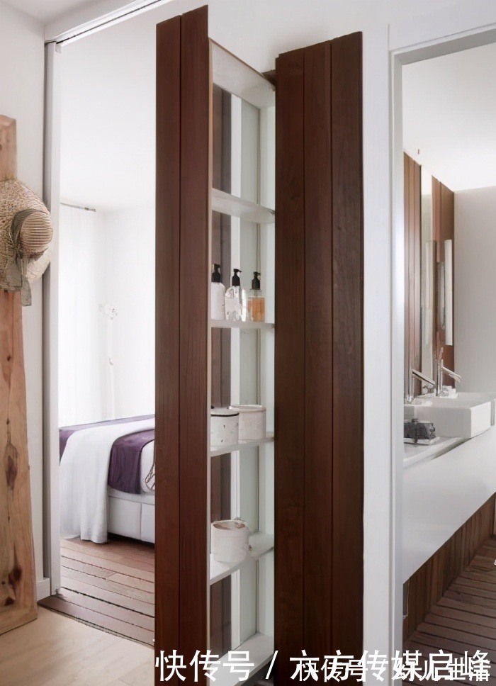 储藏间|老爸真的异想天开,卫生间门洞不到50公分,都能变出一个储藏间
