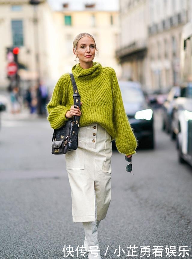 温柔|换季穿衣别乱穿,一件“毛衣”就能搞定秋冬所有穿搭,温柔又洋气