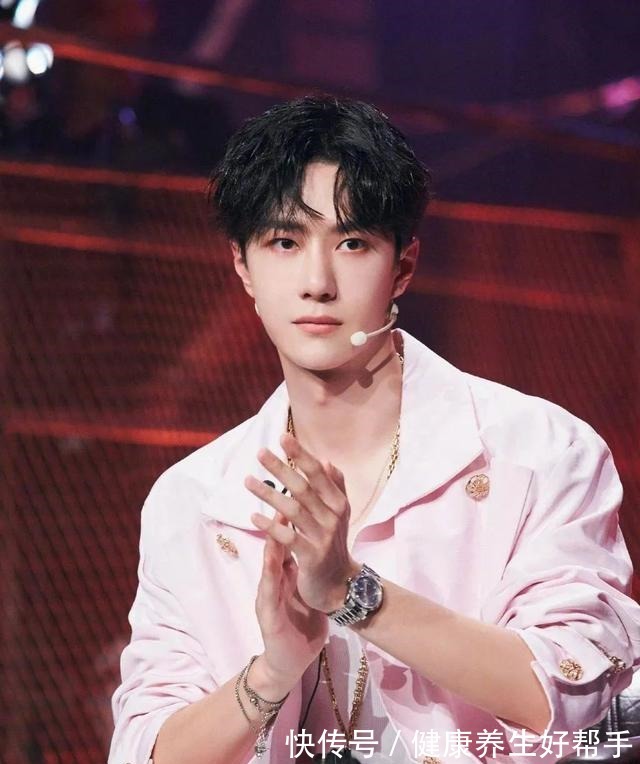 男士 2021发型怎么选这3种经典不过时,省心又好看,明星都会剪!