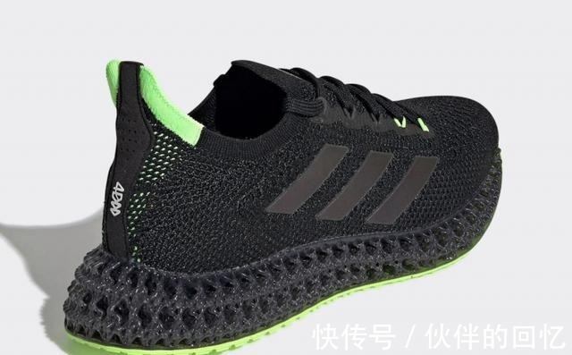 supreme 2021 必买4 双「黑色球鞋」推荐,你最爱哪一双!