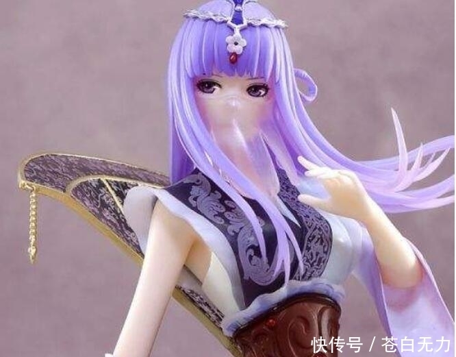 月儿|网友1万买元雪女和少司命手办,没比过父母100元的月儿手办