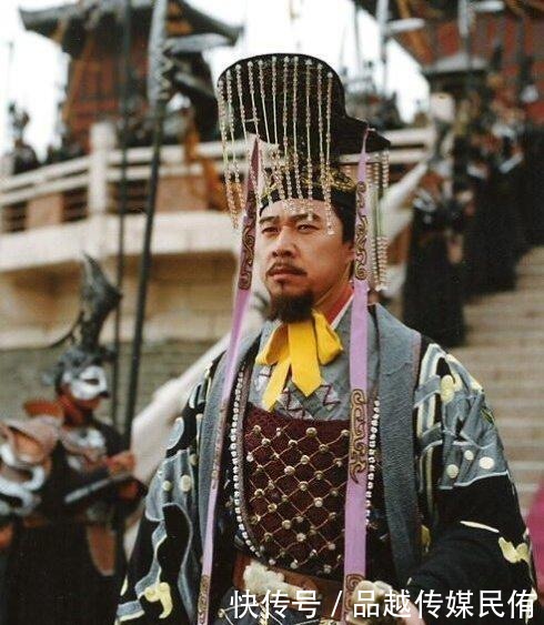 朱棣得知张三丰起死回生后,立刻派30万大军上武当山