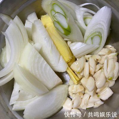 鮟鱇鱼|把全家人征服的鲜美安康鱼煲，好吃到过分
