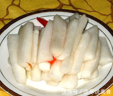 我家腌制萝卜配方,不用加水,这样做出来的萝卜香脆好吃!