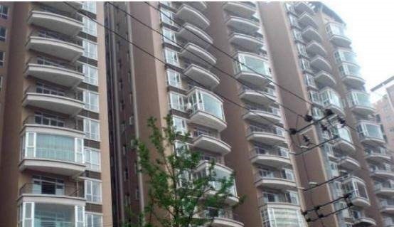 户型|买房遇到这种阳台的户型,再便宜都别买,有钱人一看就懂!