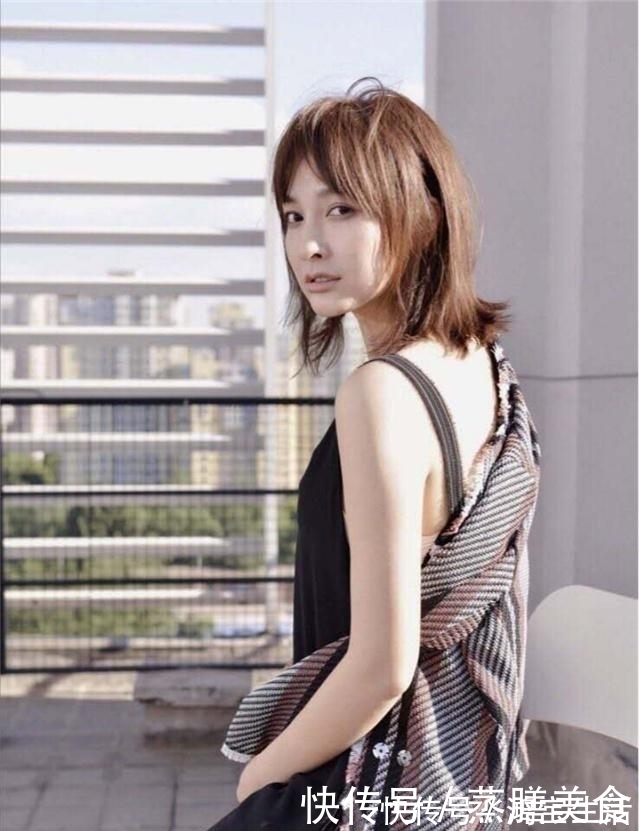 新年|新年不得不尝试的“法式刘海”,随性慵懒,特别适合脸大的女生